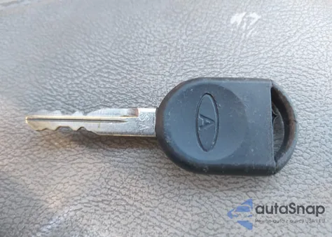 2010 Mercury Grand Marquis Ls (Fleet Only) из США, поврежденный, VIN 2MEBM7FVXAX629761